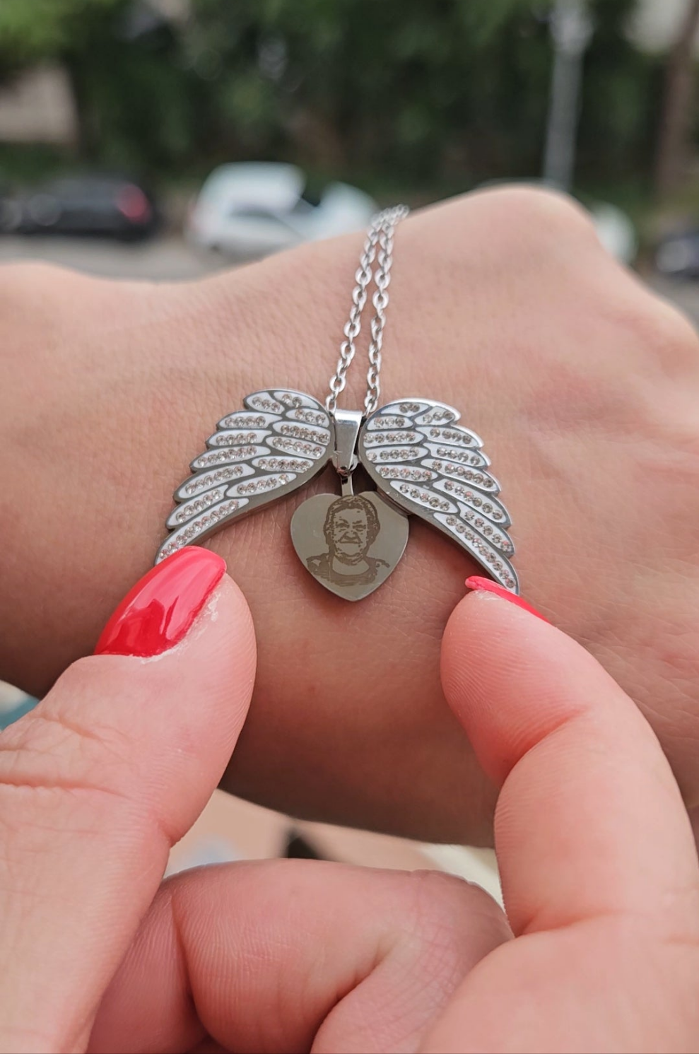 Collana con ali e cuore portafoto personalizzabile