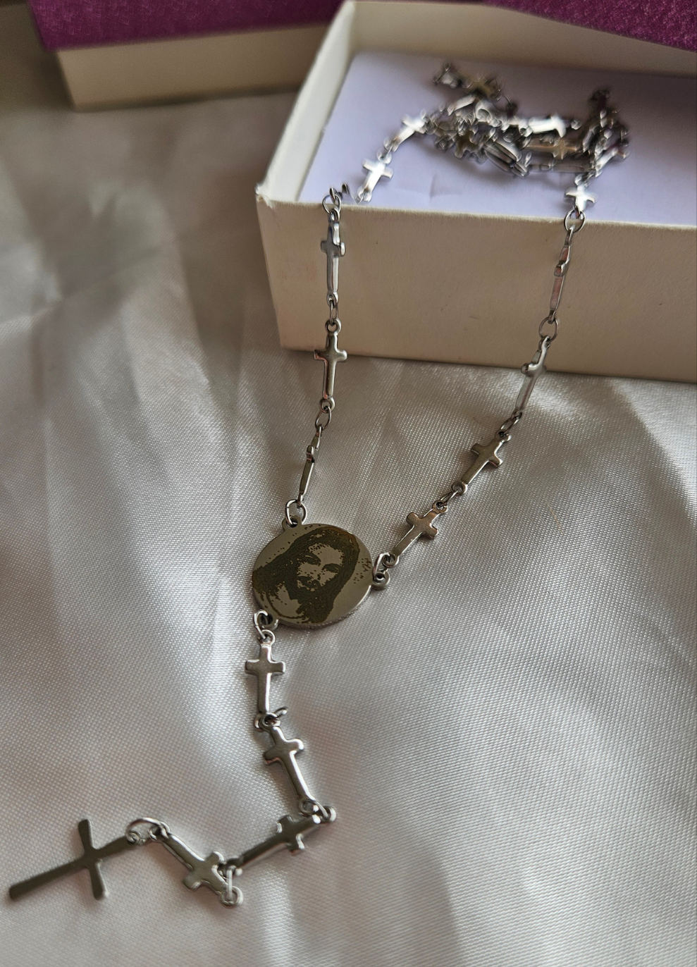 Rosario multicroci con fotoincisione tonda personalizzabile