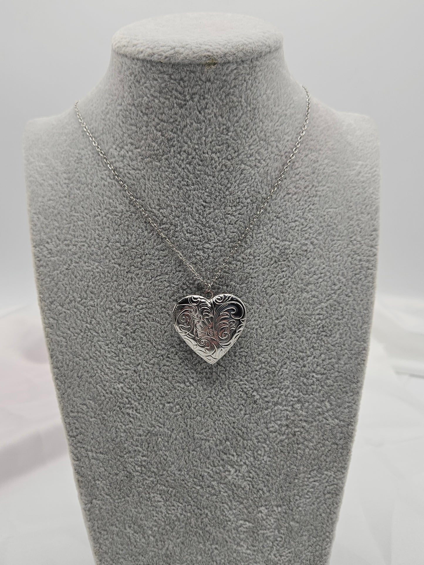 Collana ciondolo a cuore 3 centimetri apribile con foto personalizzabile