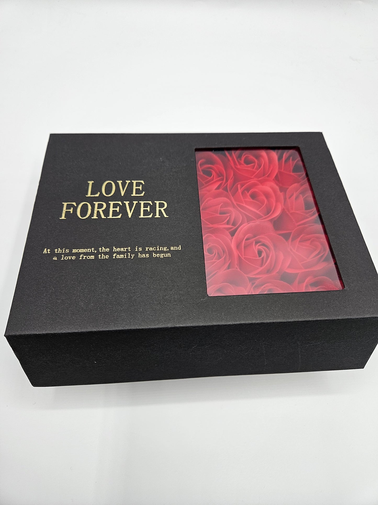 Box apribile con rose con bracciale maglia marina