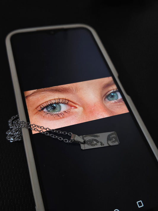 Collana targhetta orizzontale con immagine personalizzabile occhi