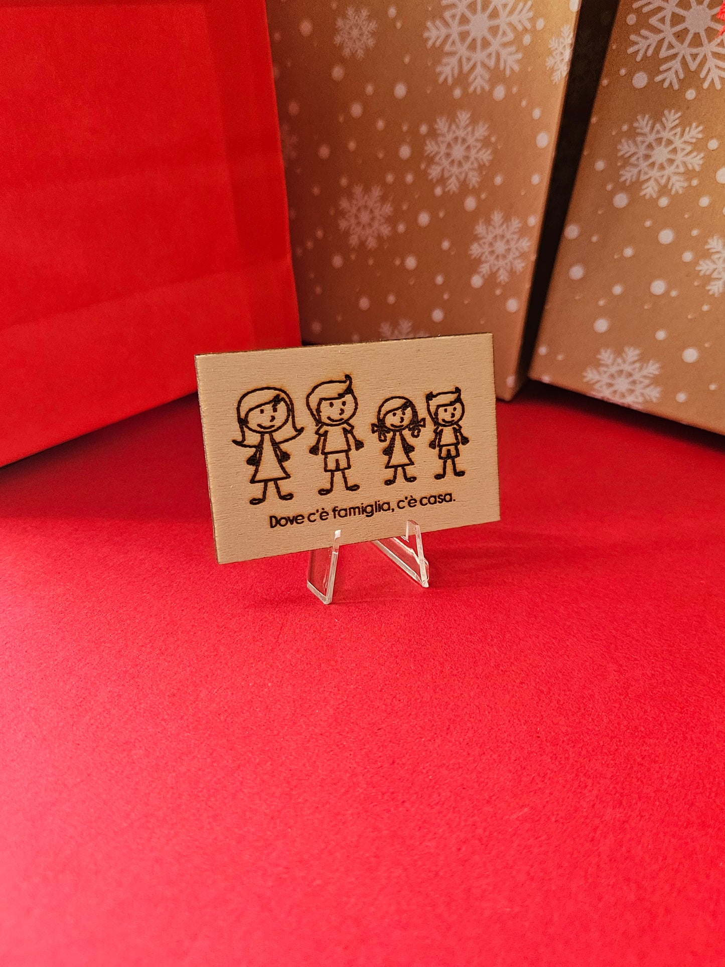 Quadretto in legno con piedino in plastica