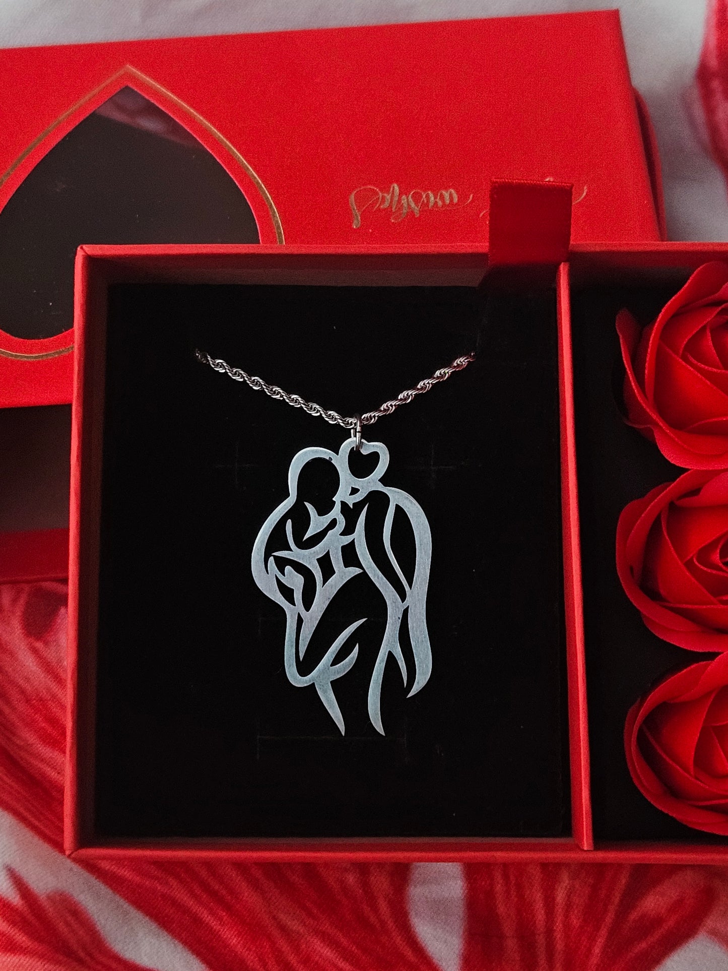 Confezione con collana per la mamma