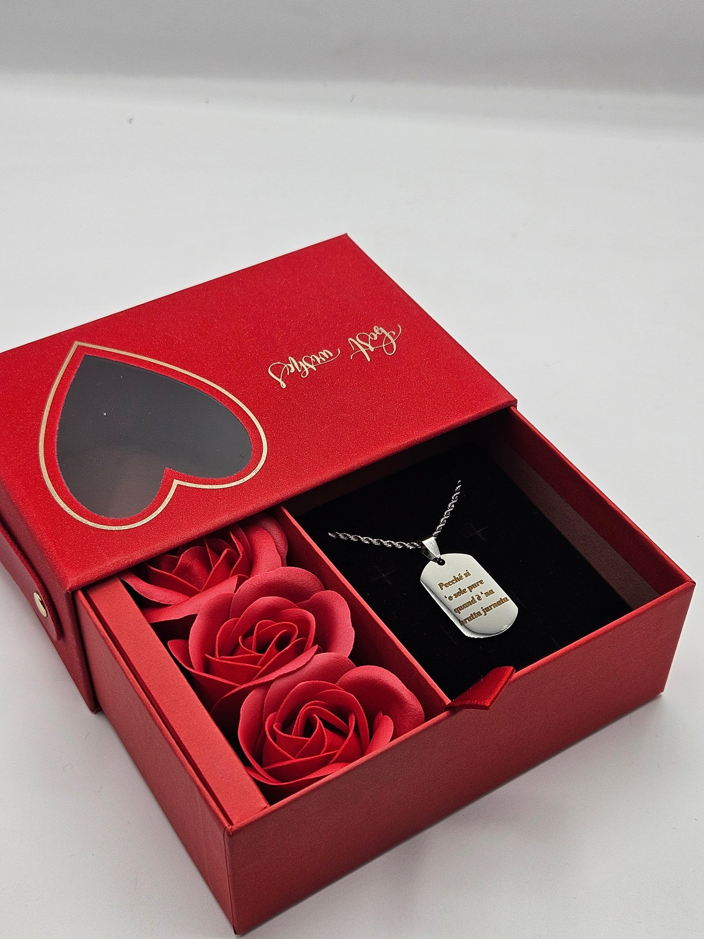 Confezione S. Valentino con collana frase canzone Geolier