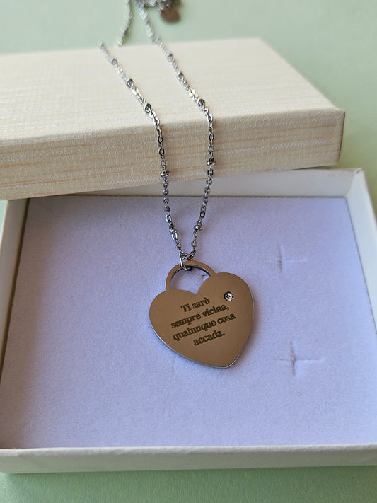 Collan con cuore e strass personalizzata