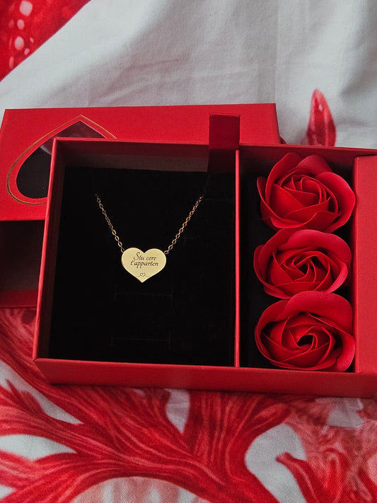 Confezione con collana e dedica alla mamma
